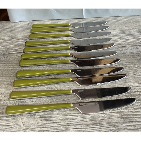 FIESTA Fiestaware Stainless Flatware‎ MERENGUE Dinner Knife LOT/11 LEMONGRASS A1 - Picture 1 of 3